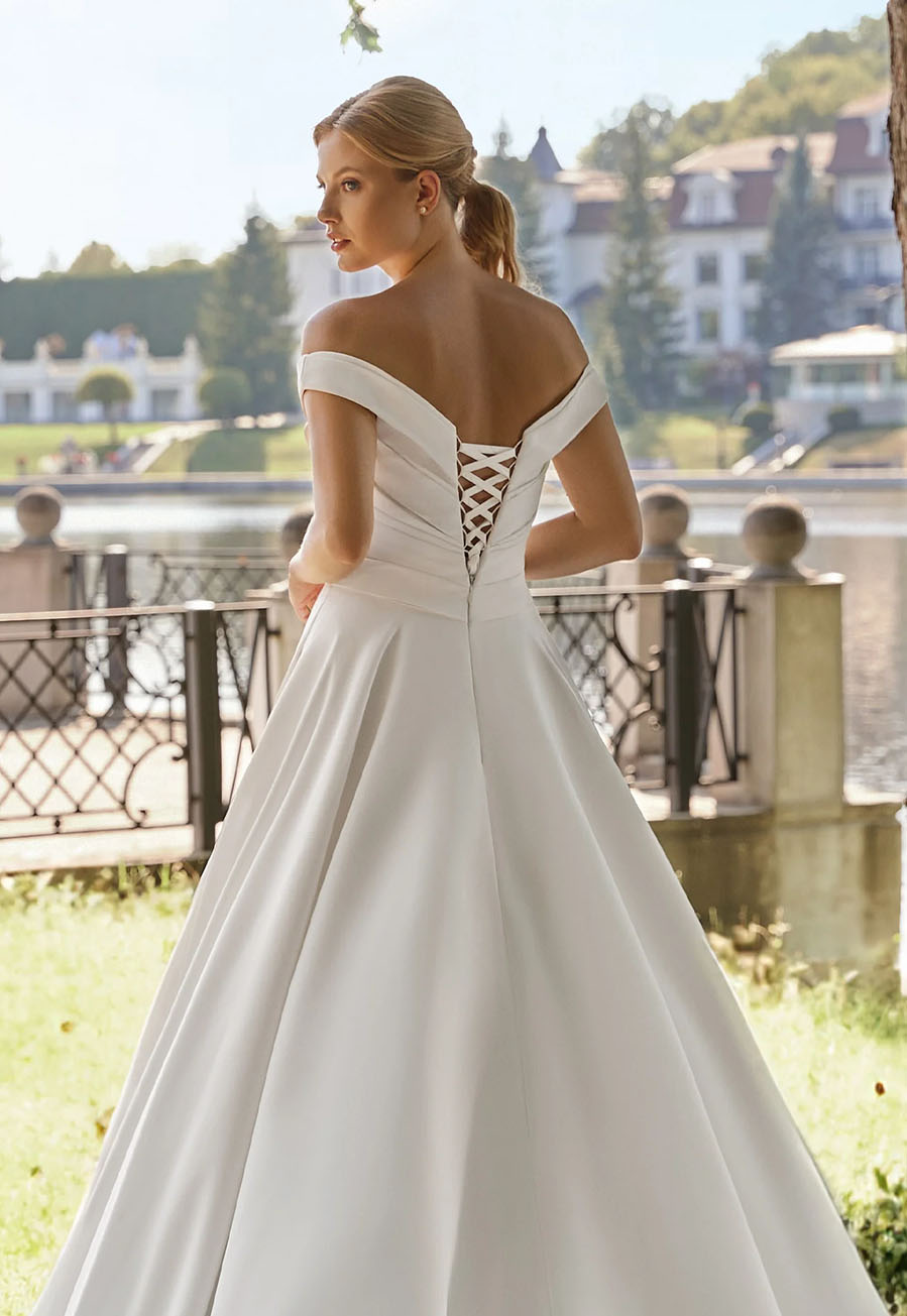 Angela Bianca 1110 B