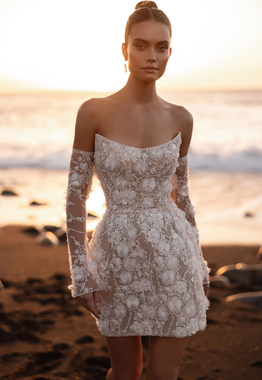 Dama Couture 'Kayla Mini'